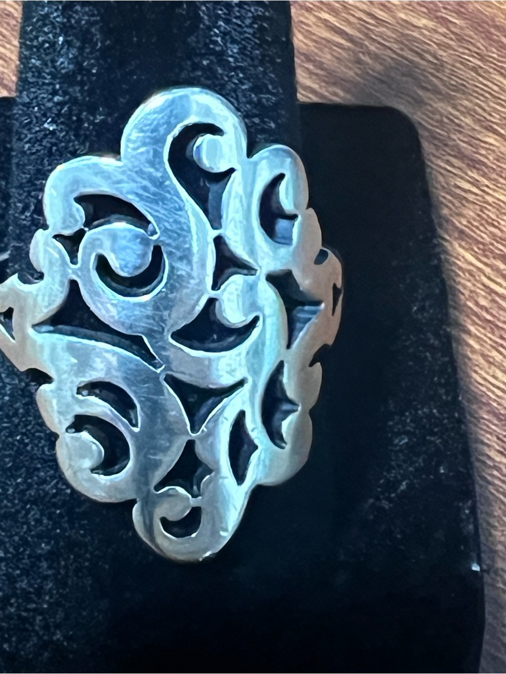 James Avery Sterling Silver Filigree Retired Ring - Picture 4 of 6